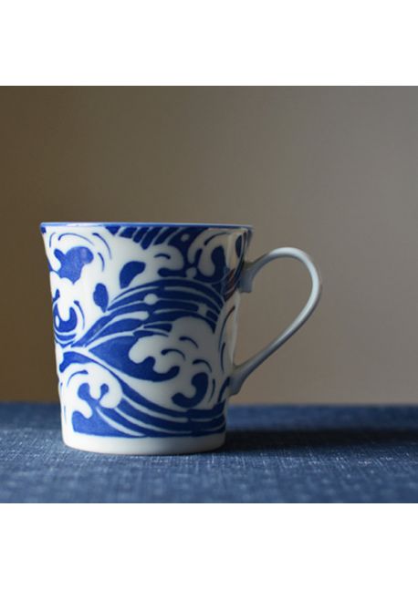 Porcelain mug shiranami waves 320ml