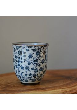 Porcelanowa czarka do herbaty karakusa 210ml