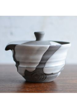 Shiboridashi teapot black and white 250ml