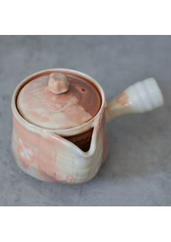 Gohonte teapot