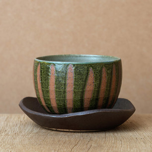 Green and brown teacup with saucer 350ml